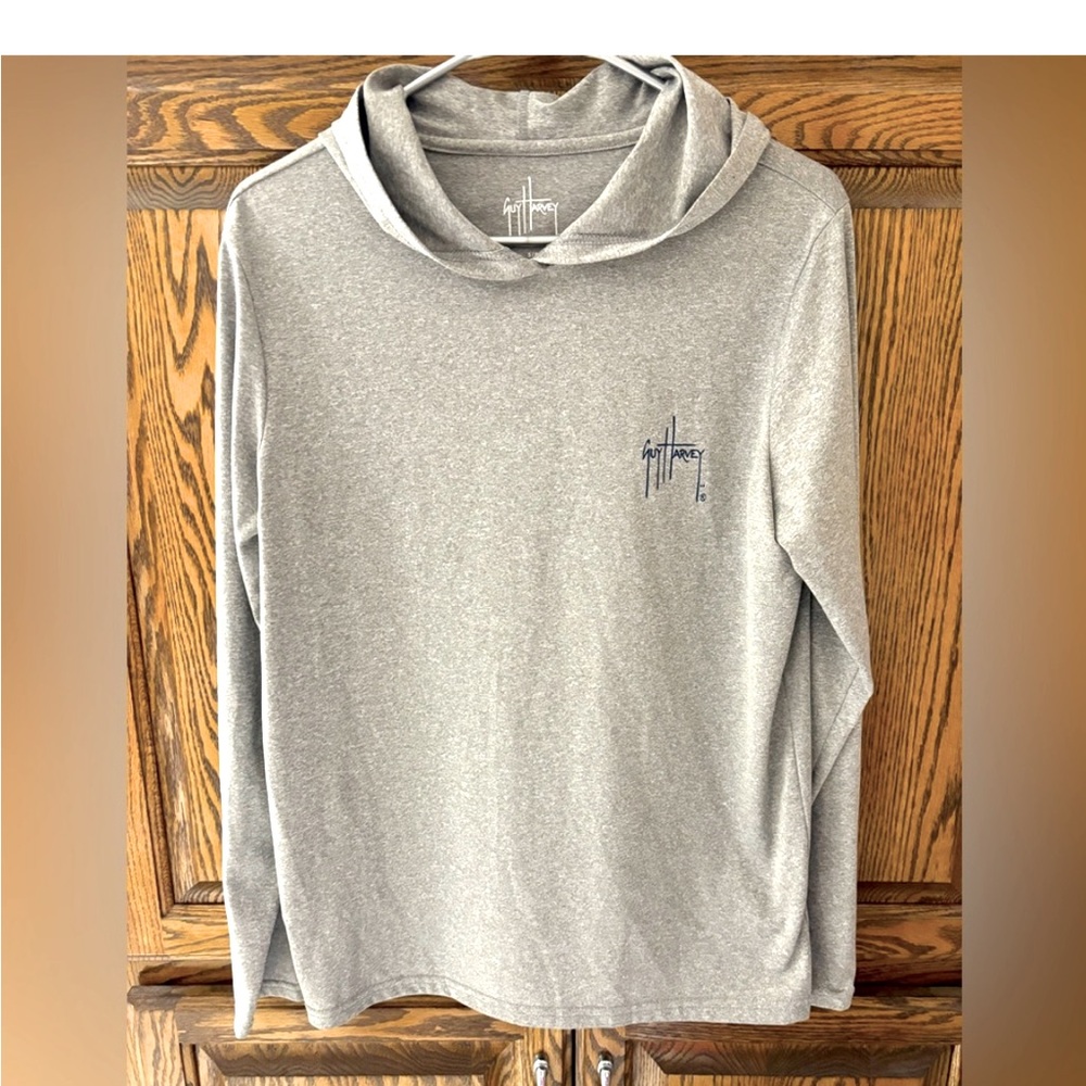Guy Harvey Long Sleeve T-shirt Hoodie Size Small . Gray and lightweight